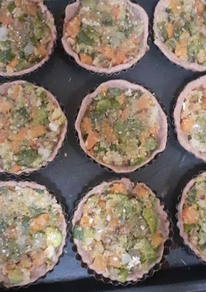 Una foto de Empanadas/ tartitas integrales de zapallo y zapallito verde