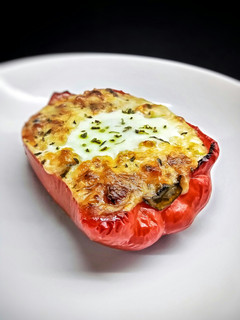 Una foto de Pimiento rojo relleno