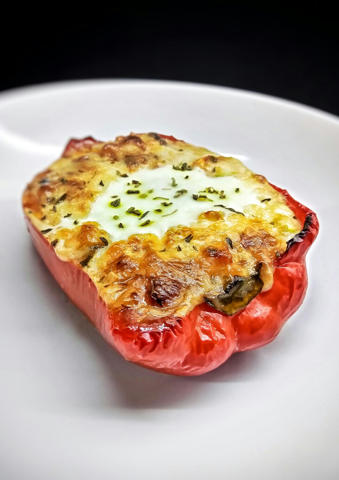 Una foto de Pimiento rojo relleno