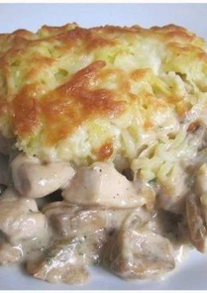 Курица с грибами, запечённая под картоф шубой