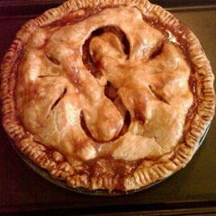 A picture of Mother’s Homemade Apple Pie.