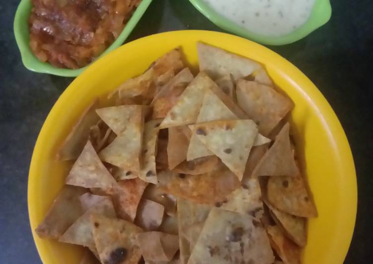 Steps to Make Quick Leftover Roties Nachos with salsa