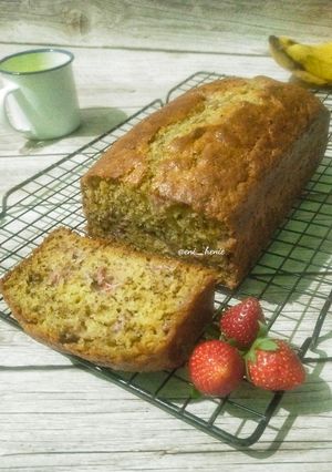 Foto resep 1061. Banana Strawberry Cake