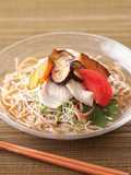 Refreshing and Delicious Chilled Soba with Summer Vegetables