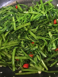 辣炒空心菜 的食譜成品照片