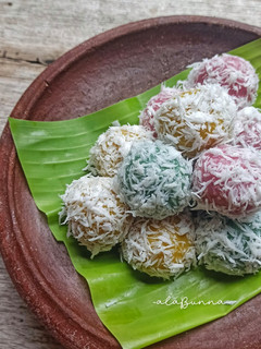Foto resep 684. Klepon Pelangi