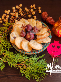 عکسی از دستور شیرینی کشمشی🍪