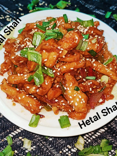 चीली पोटैटो(chilli potato recipe in hindi) रेसिपी मुख्य फोटो