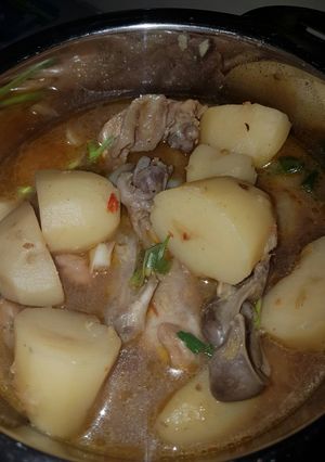 A picture of Chicken pepper soup.