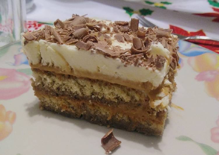 Postre de vainillas y dulce de leche