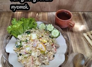 Foto resep *Nasi Goreng Seblak Nyemek*
