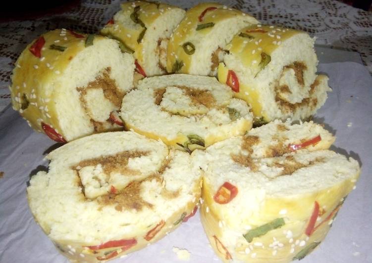 Floss Roll Bread