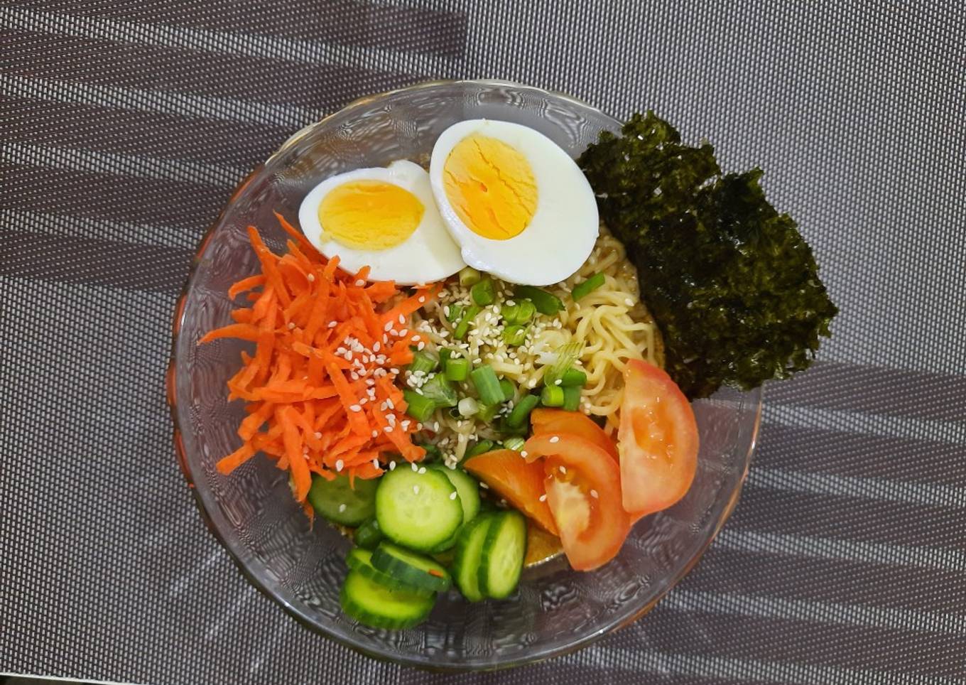Ramen dari indomie goreng