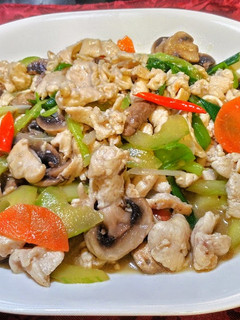 蘑菇炒雞片 的食譜成品照片