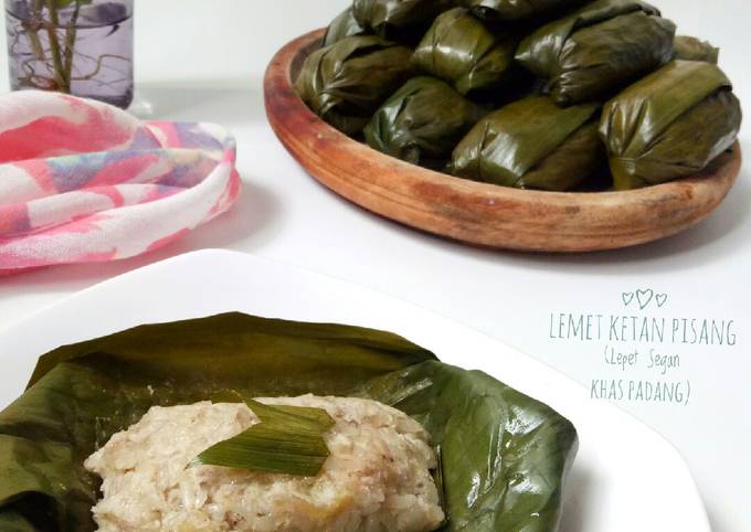 Langkah Mudah untuk Membuat #17 Lemet ketan pisang Kelapa (Lepet Segan Khas Padang) Anti Gagal