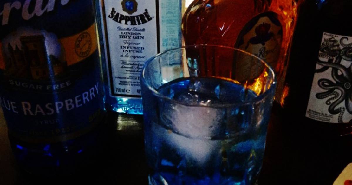 Bluenose Vodka Water Recipe by ListenDrinkEat Cookpad