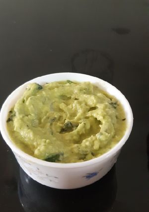 عکسی از دستور سس آووکادو