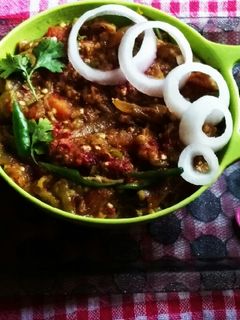 बैंगन का भरता (Baingan ka bharta recipe in Hindi) रेसिपी मुख्य फोटो