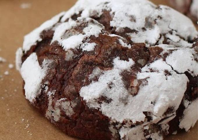 Recipe of Favorite Chocolate crinkle cookie with buttercream frosting