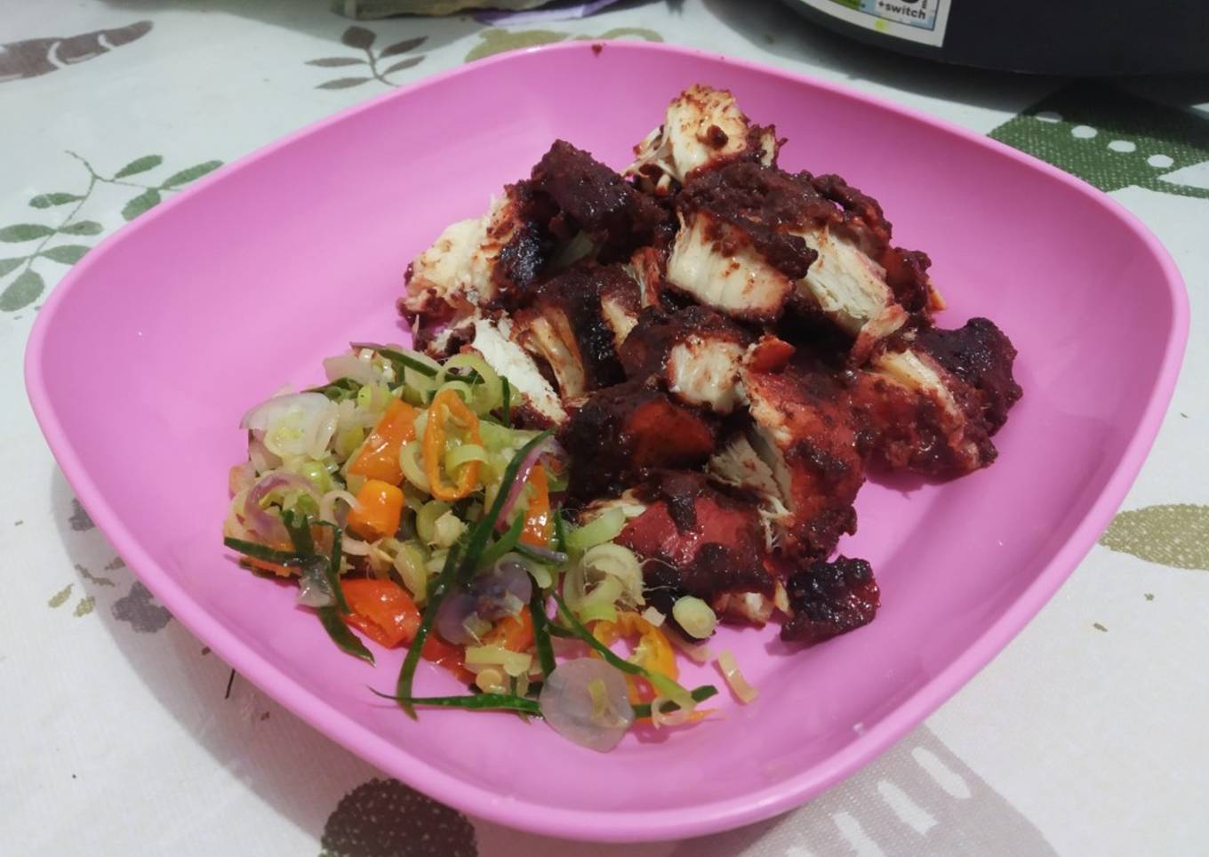 Babi panggang merah/ Ayam panggang merah