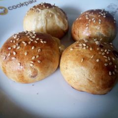 A picture of Sesame Cheese balls.