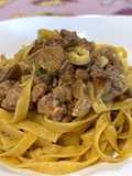 Tagliolini con Funghi Porcini e Salsiccia