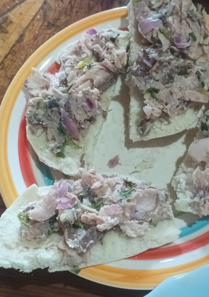Una foto de Dip de jurel o causeo de jurel Que viva la cocina chilena 🇨🇱