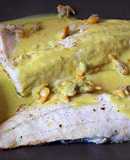 Lubina con salsa de curry y coco
