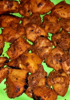 A picture of Chicken tikka.