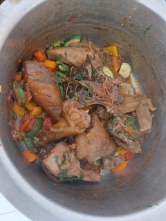 A picture of Chicken dry fry (kienyeji).