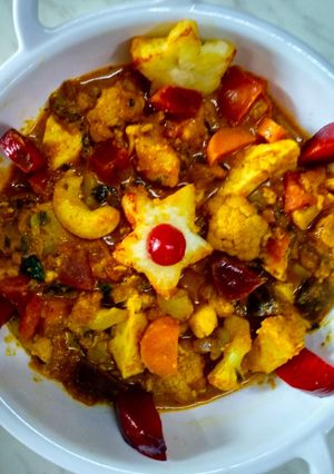 A picture of Mix vegetables Makhanwala.
