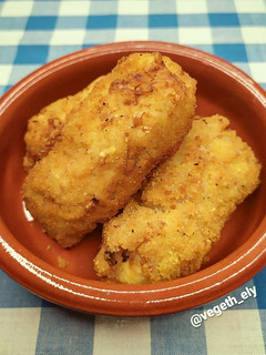 Una foto de Croquetas veganas de "jamón"