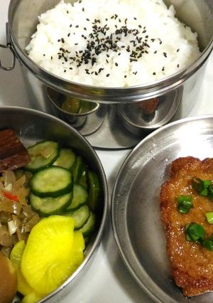 古早味懷舊炸豬排便當 的食譜成品照片
