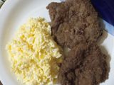 Milanesas con ensalada # cumplimos 9 años🥳🥳👏👏🎉