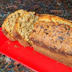 A picture of Budín de banana y manzana con especias 🍌🍎.