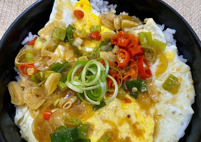 Rice Bowl Telur Ceplok Kuah