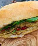 Bánh mì chả cá Thu  Nhà làm