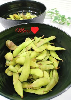 A picture of Cheers with Beer! Salted Boiled Edamame.