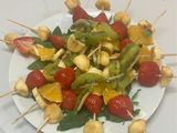 Pinchos de frutas