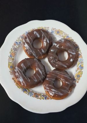 A picture of Donuts.