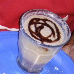 A picture of Oreo milk shake.