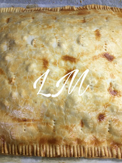 Una foto de Empanada de atún (relleno hecho en Thermomix)
