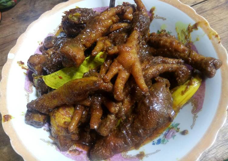 Semur kecap ceker kepala ayam