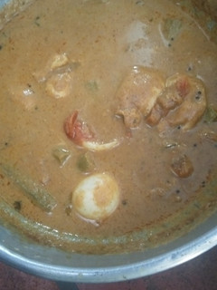 முட்டை குழம்பு (Muttai kulambu recipe in tamil) செய்முறை முக்கிய புகைப்படம்