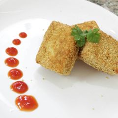 A picture of Cheesy Cheez.