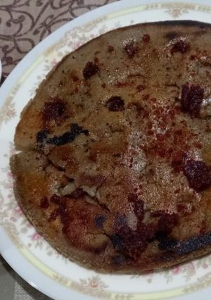 બાજરાના તેલ વાળા રોટલા (Bajra Oily Rotla Recipe In Gujarati) રેસીપી મુખ્ય ફોટો