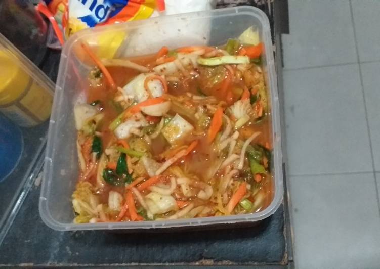 Kimchi pakai produk lokal. Murah enak