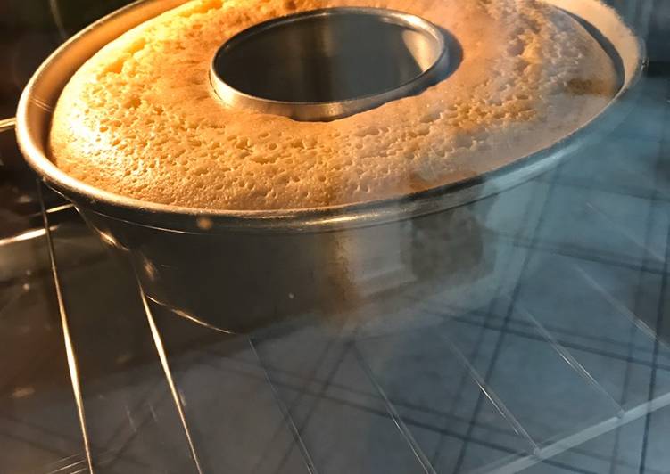 Simple Way to Prepare Homemade Ciambellone all’acqua
