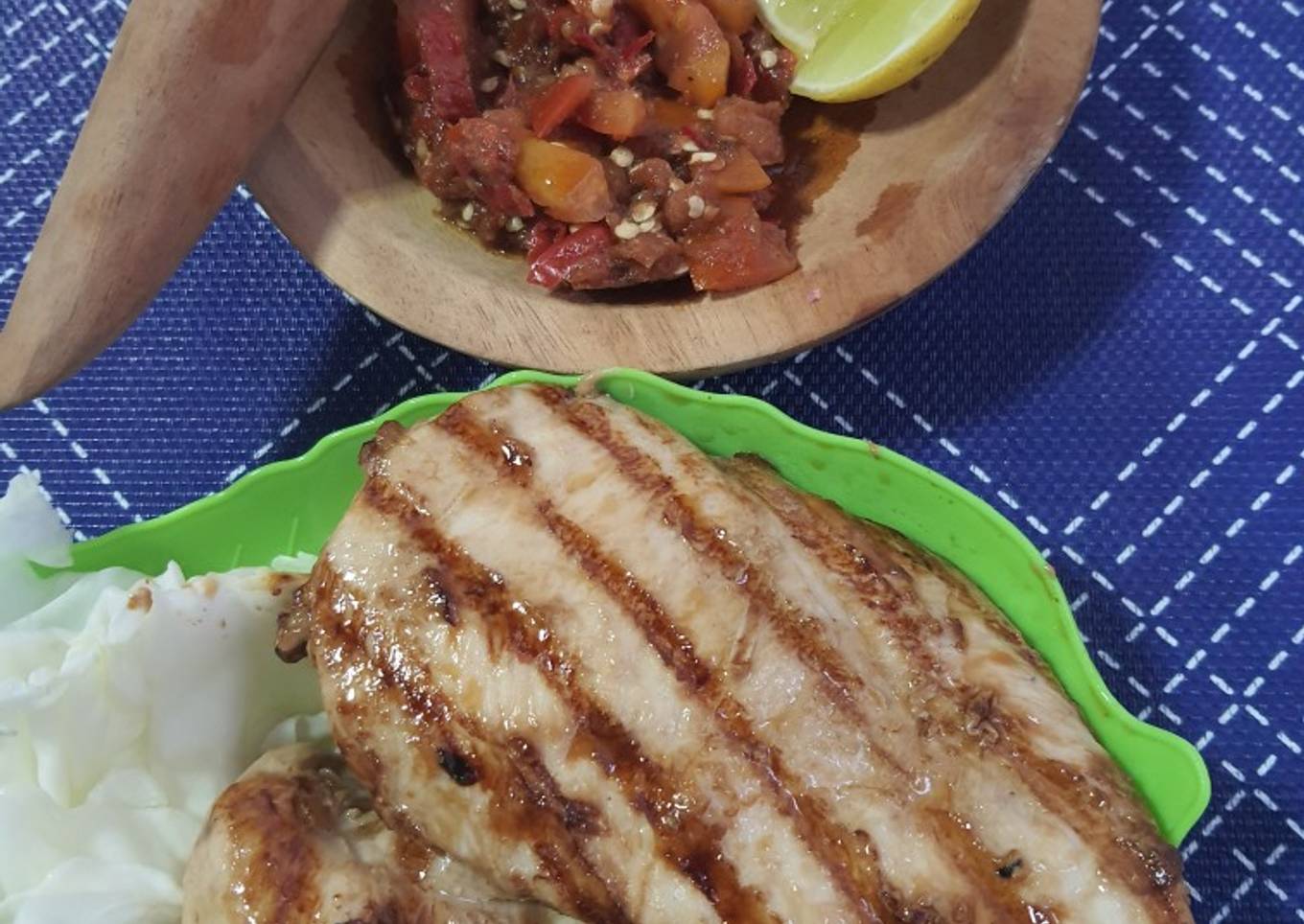 Ayam Bakar Sambal Pecak - menu sehat