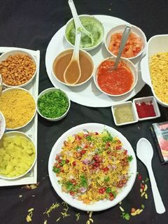 ભેળ (Bhel Recipe In Gujarati) રેસીપી મુખ્ય ફોટો